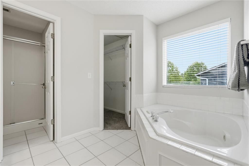 905 Paw Paw Lane — photo 18