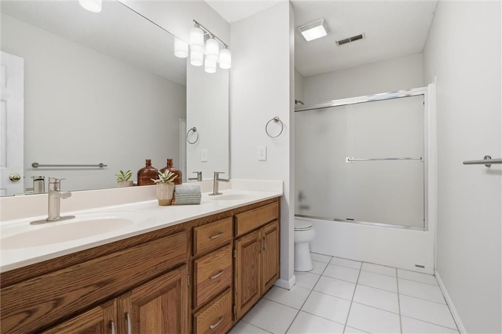 905 Paw Paw Lane — photo 21
