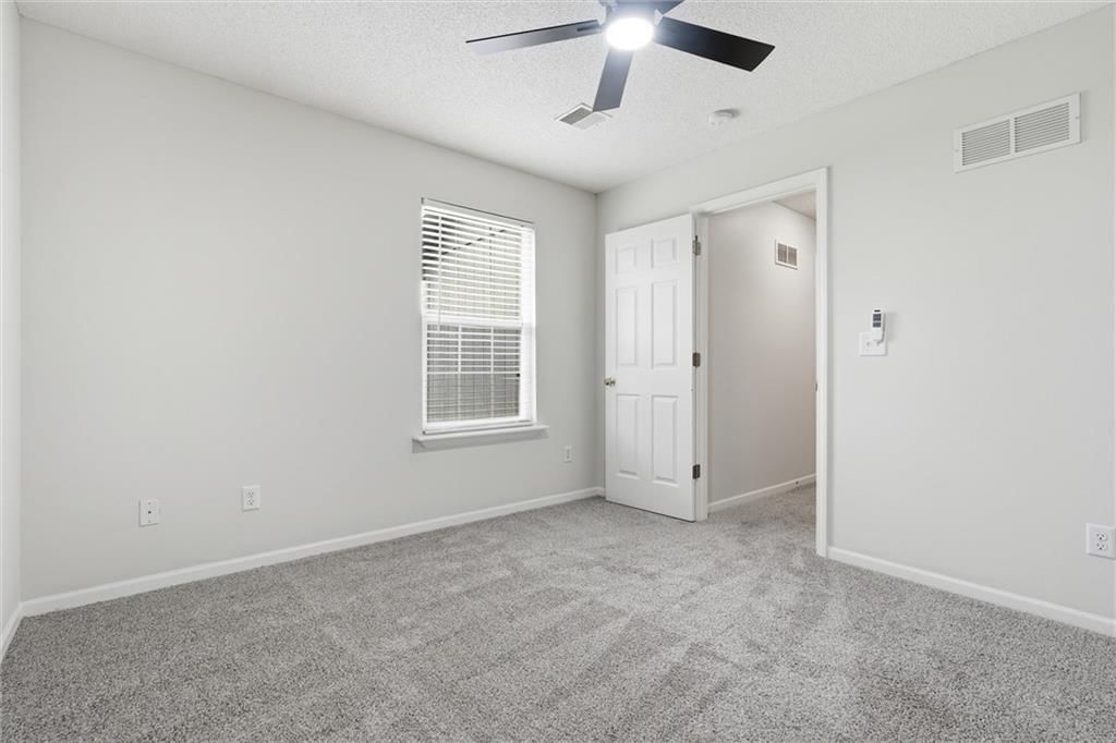 905 Paw Paw Lane — photo 22