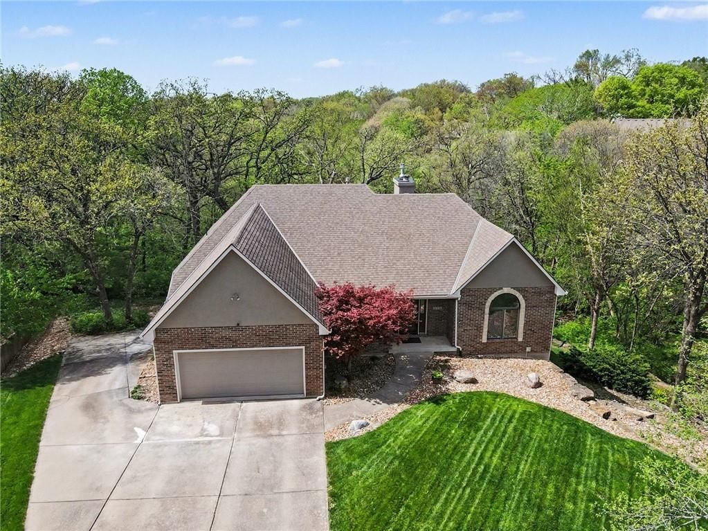 2401 SW Whispering Creek Court — photo 2