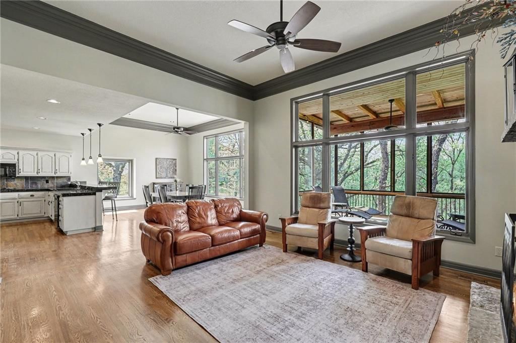 2401 SW Whispering Creek Court — photo 7