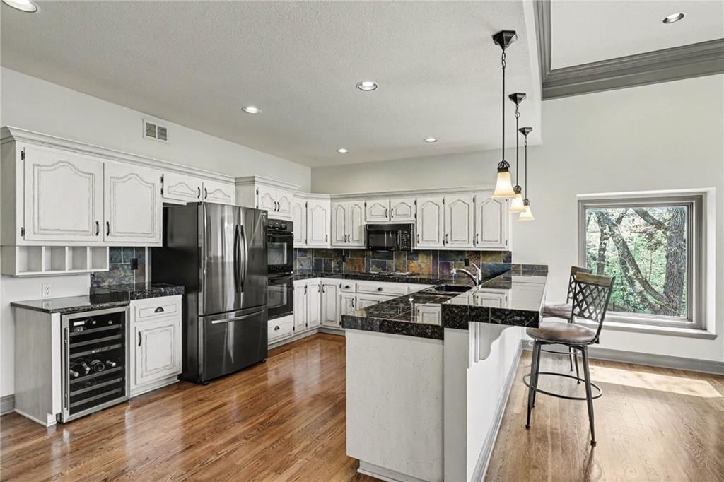 2401 SW Whispering Creek Court — photo 11