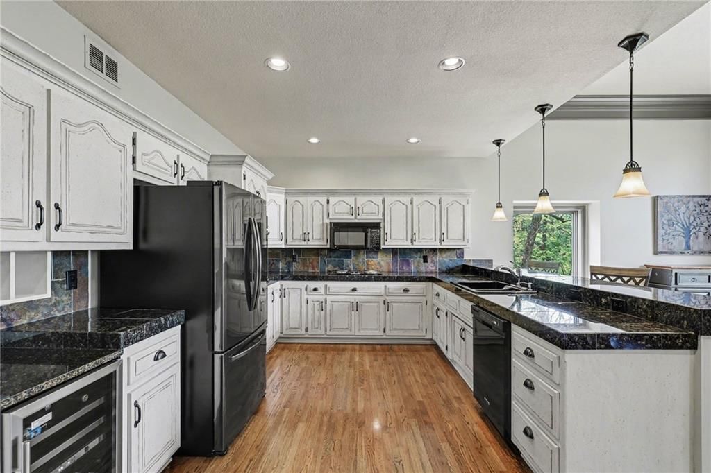 2401 SW Whispering Creek Court — photo 13