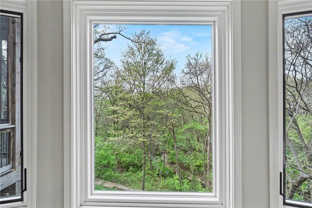 2401 SW Whispering Creek Court — photo 19