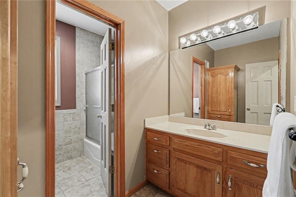 2401 SW Whispering Creek Court — photo 29