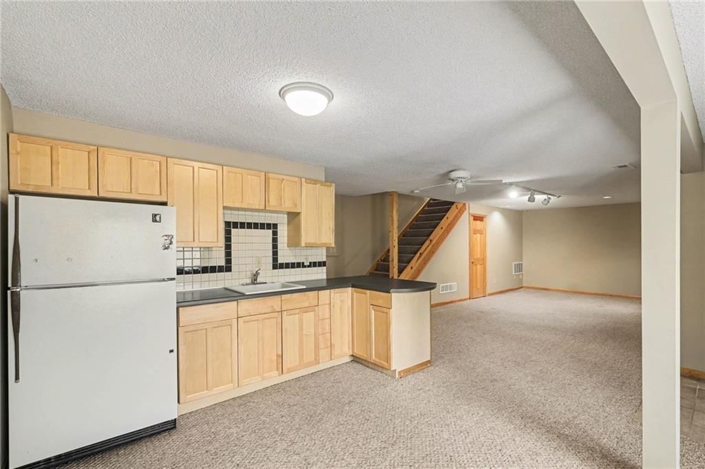 2401 SW Whispering Creek Court — photo 35