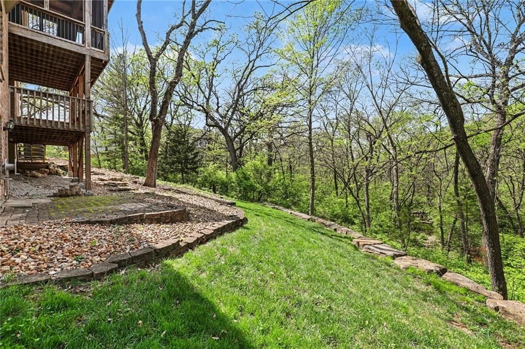 2401 SW Whispering Creek Court — photo 41
