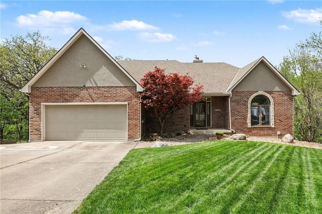 2401 SW Whispering Creek Court — photo 48