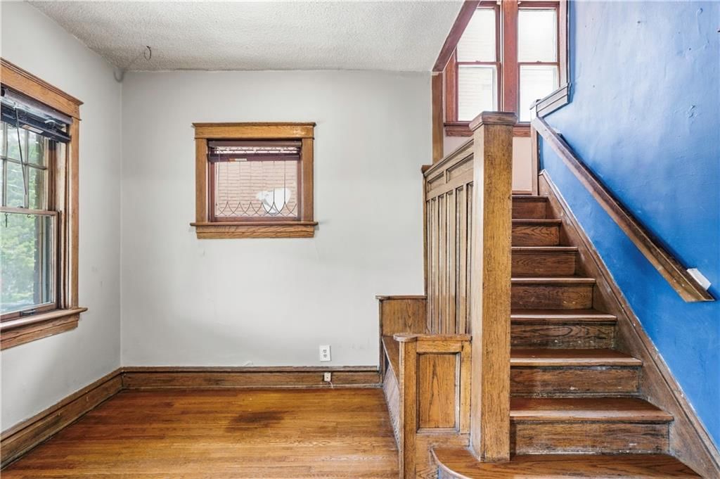 3123 Central Street — photo 3
