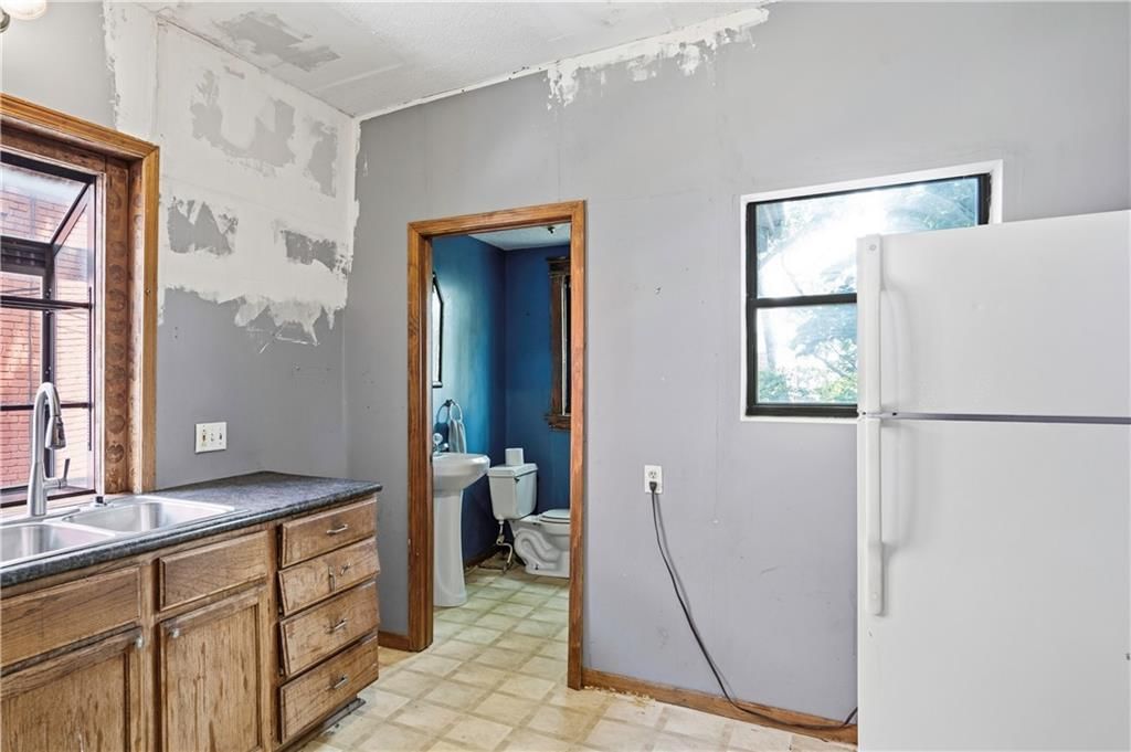 3123 Central Street — photo 12