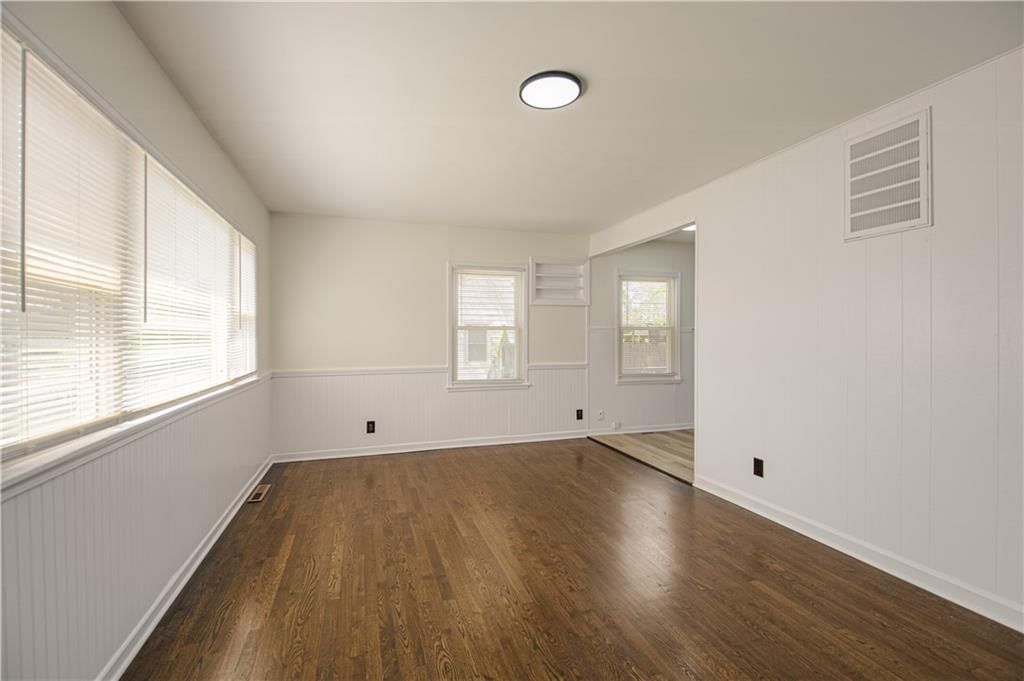 8024 Armstrong Avenue — photo 6
