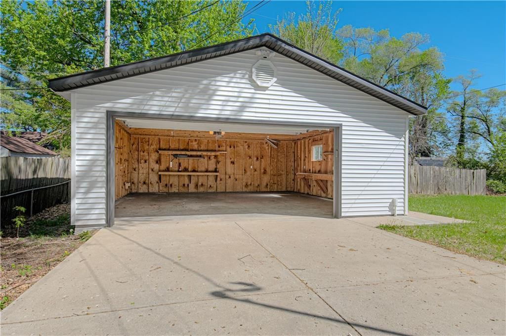 8024 Armstrong Avenue — photo 33