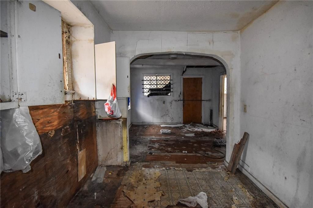 5406 Jackson Avenue — photo 8