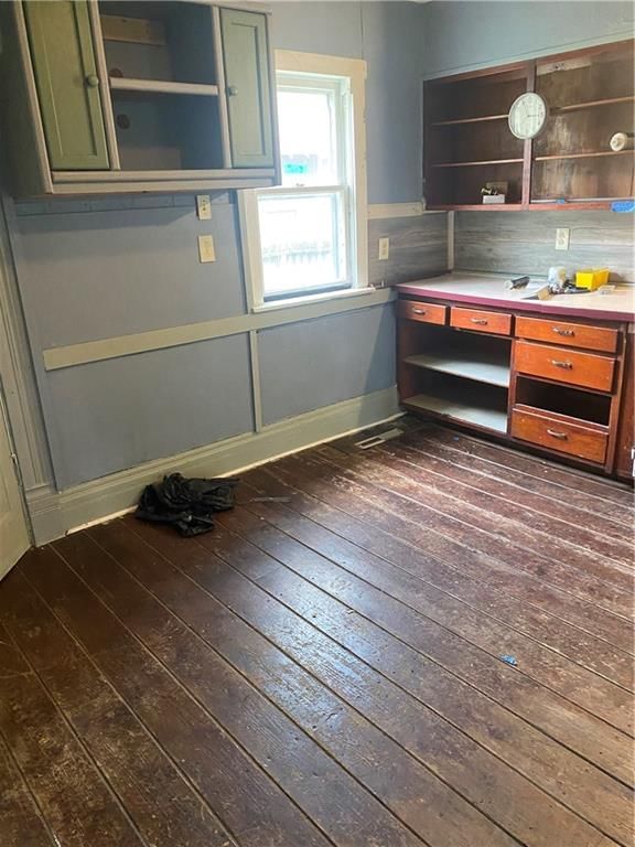 610 N Woodland Street — photo 4