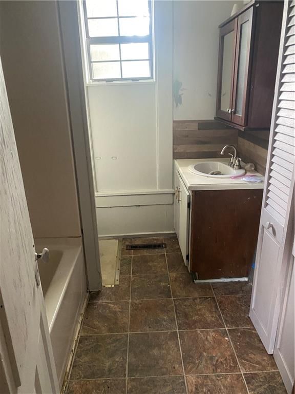 610 N Woodland Street — photo 8