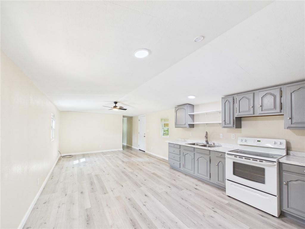 204 N Washington Street — photo 2
