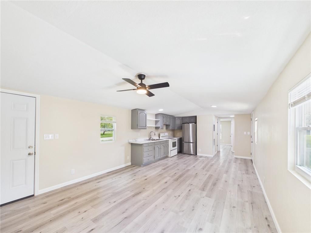 204 N Washington Street — photo 3