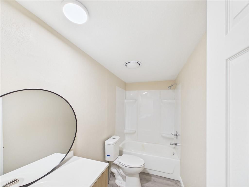 204 N Washington Street — photo 9