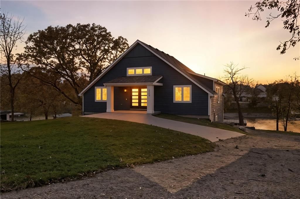 622 Lake Viking Terrace — photo 3