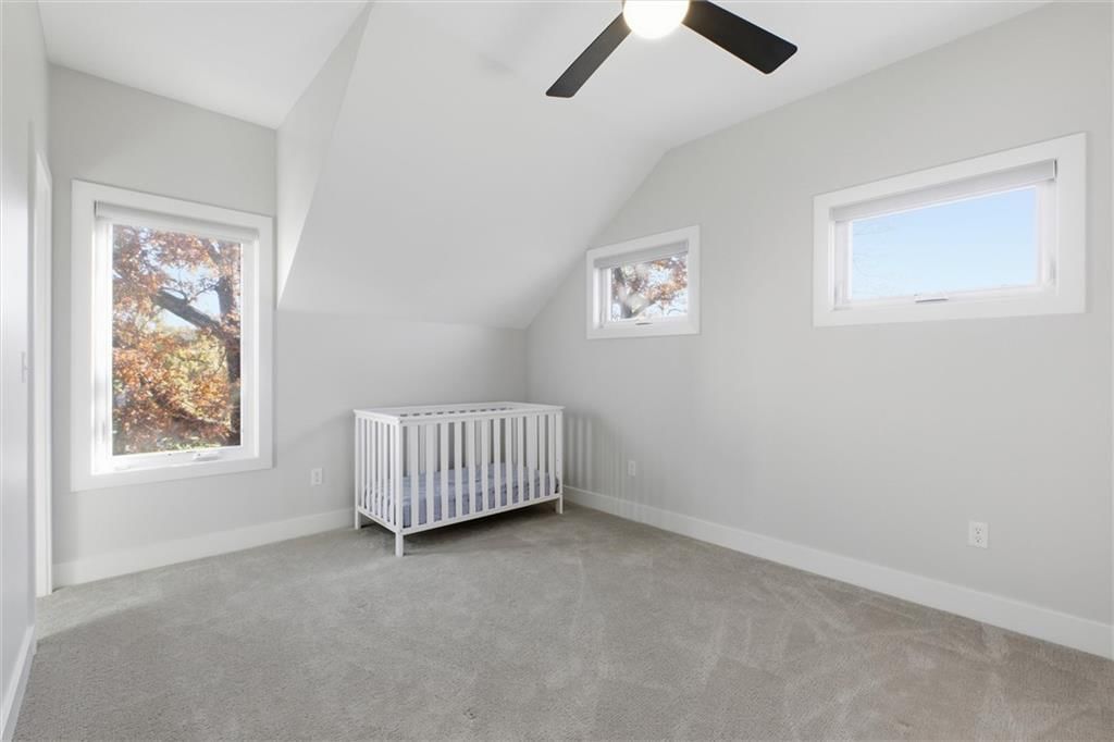 622 Lake Viking Terrace — photo 9