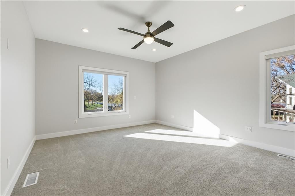 622 Lake Viking Terrace — photo 11