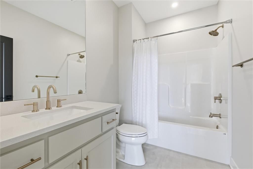 622 Lake Viking Terrace — photo 15
