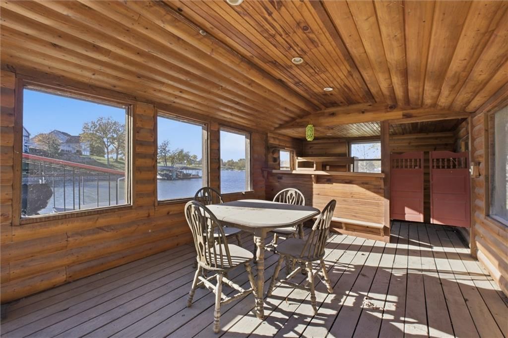 622 Lake Viking Terrace — photo 30