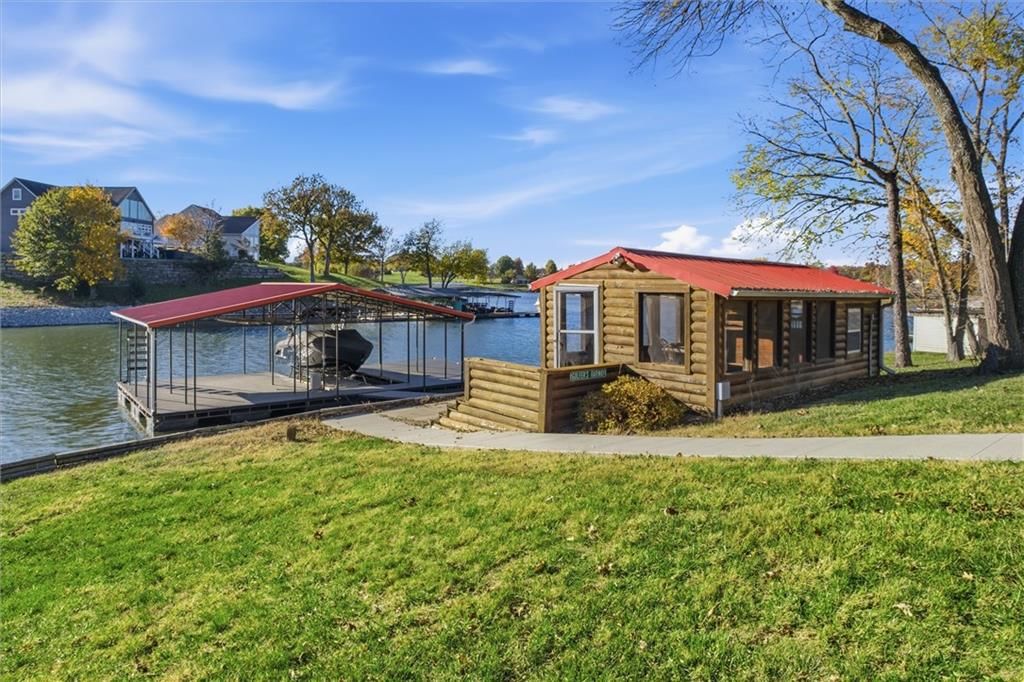622 Lake Viking Terrace — photo 32