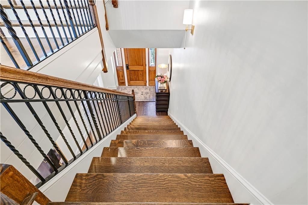 202 W 50th Street — photo 13