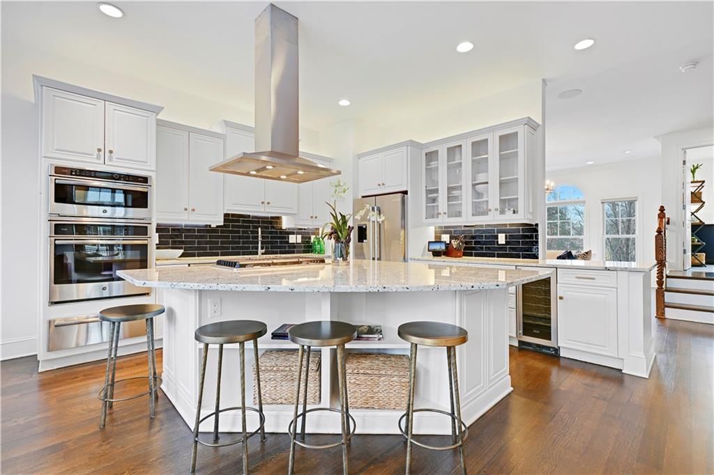 202 W 50th Street — photo 18
