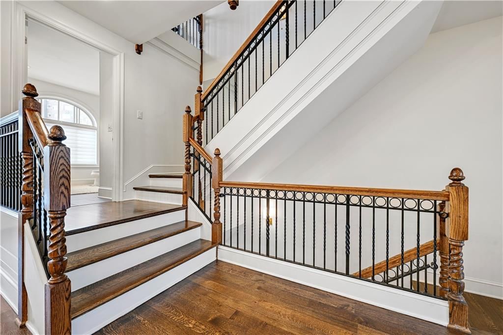 202 W 50th Street — photo 27