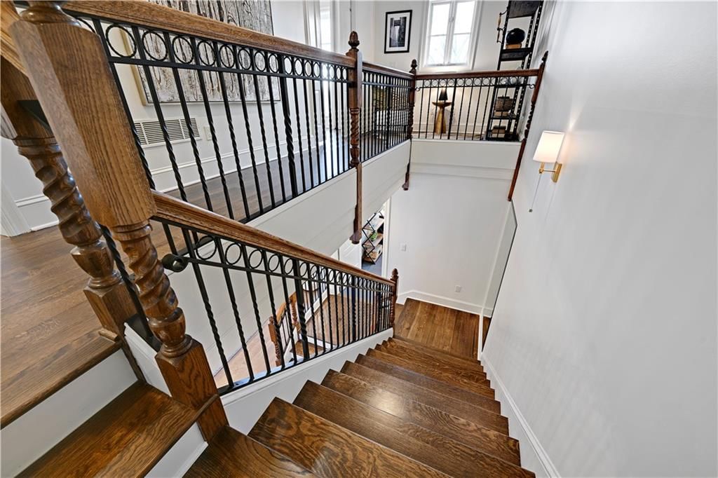 202 W 50th Street — photo 30