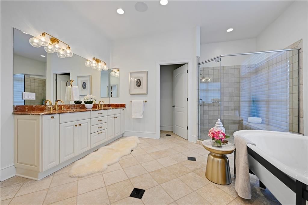 202 W 50th Street — photo 36