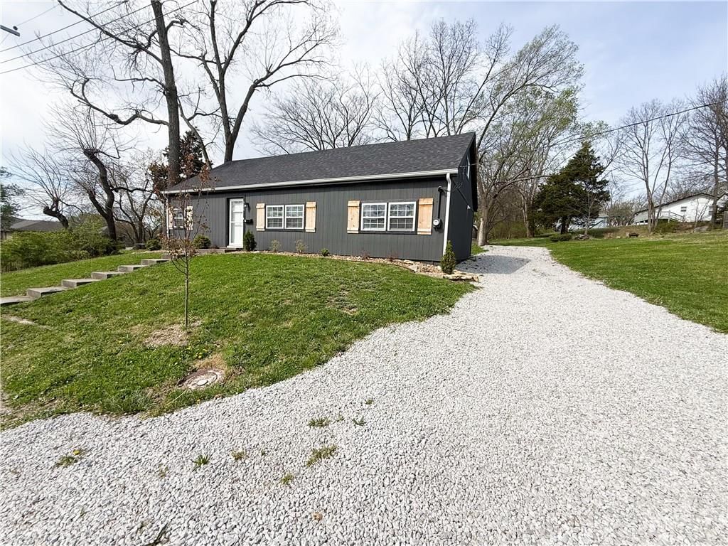 200 N Harrison Street — photo 4