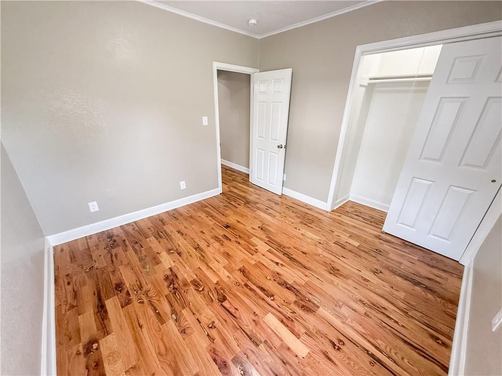 200 N Harrison Street — photo 7
