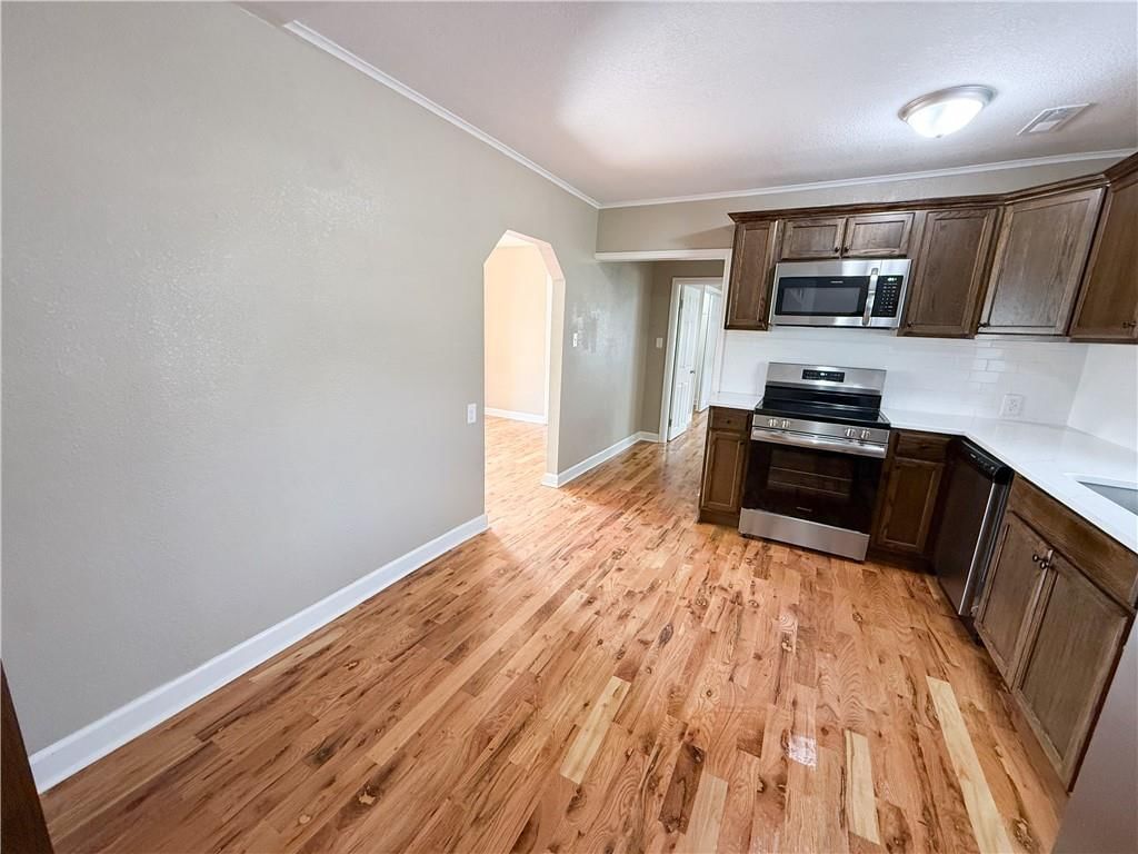 200 N Harrison Street — photo 12