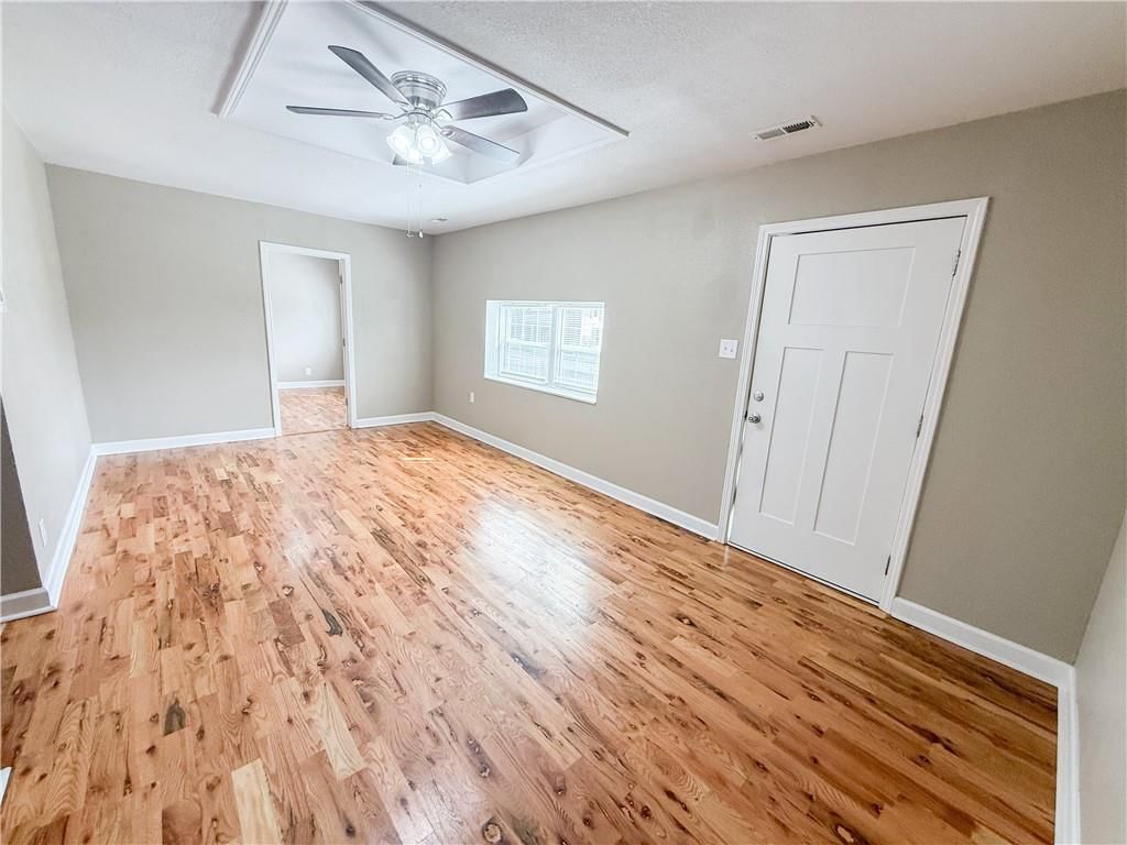 200 N Harrison Street — photo 18