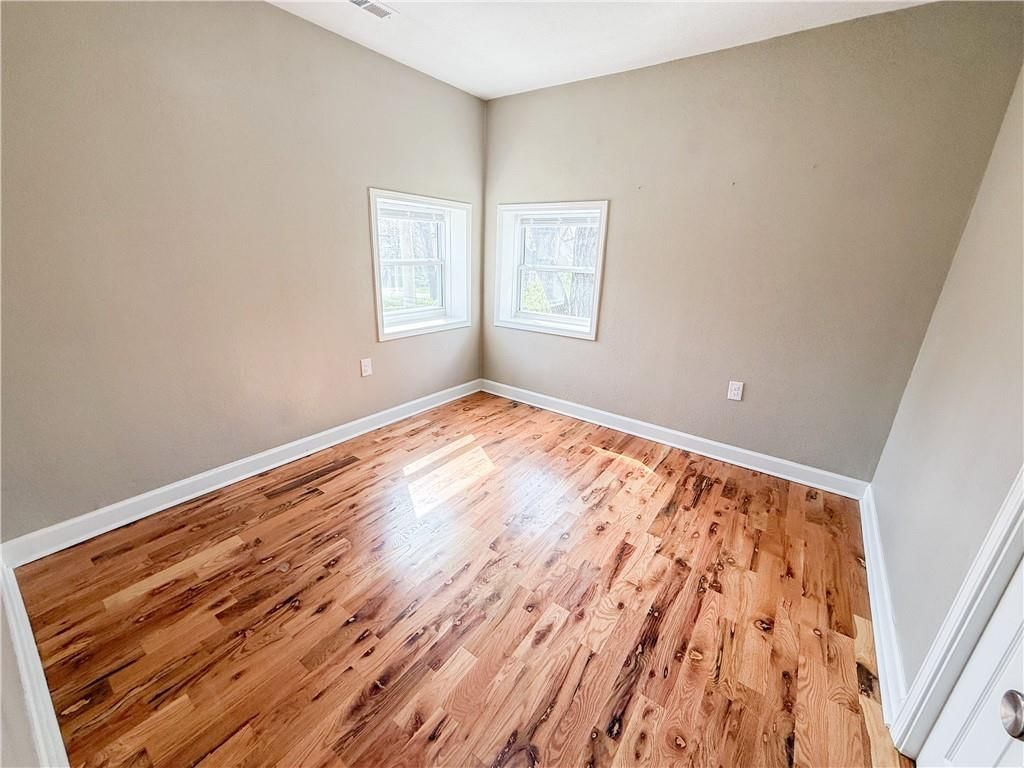 200 N Harrison Street — photo 20