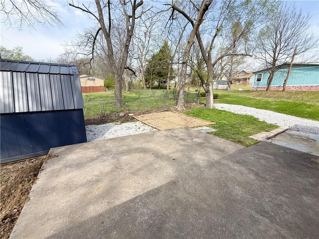 200 N Harrison Street — photo 25