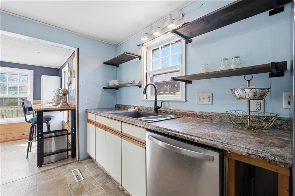 Photo 7 of 30 - 3032 N 63rd Street, Kansas City, KS 66104