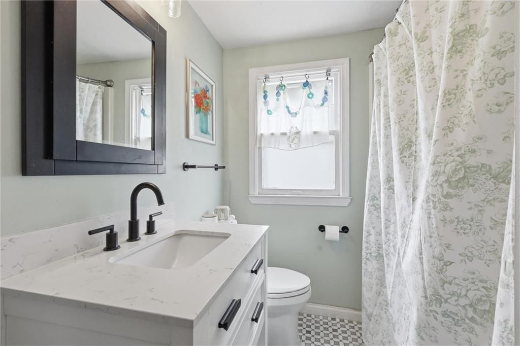 Photo 14 of 30 - 3032 N 63rd Street, Kansas City, KS 66104