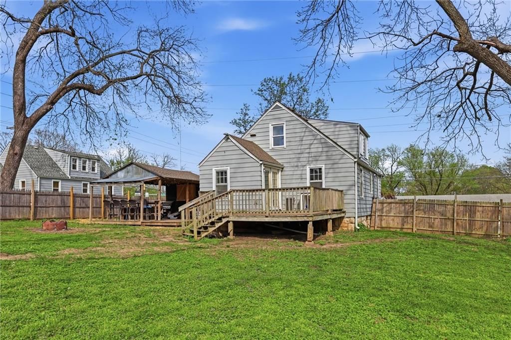 Photo 24 of 30 - 3032 N 63rd Street, Kansas City, KS 66104