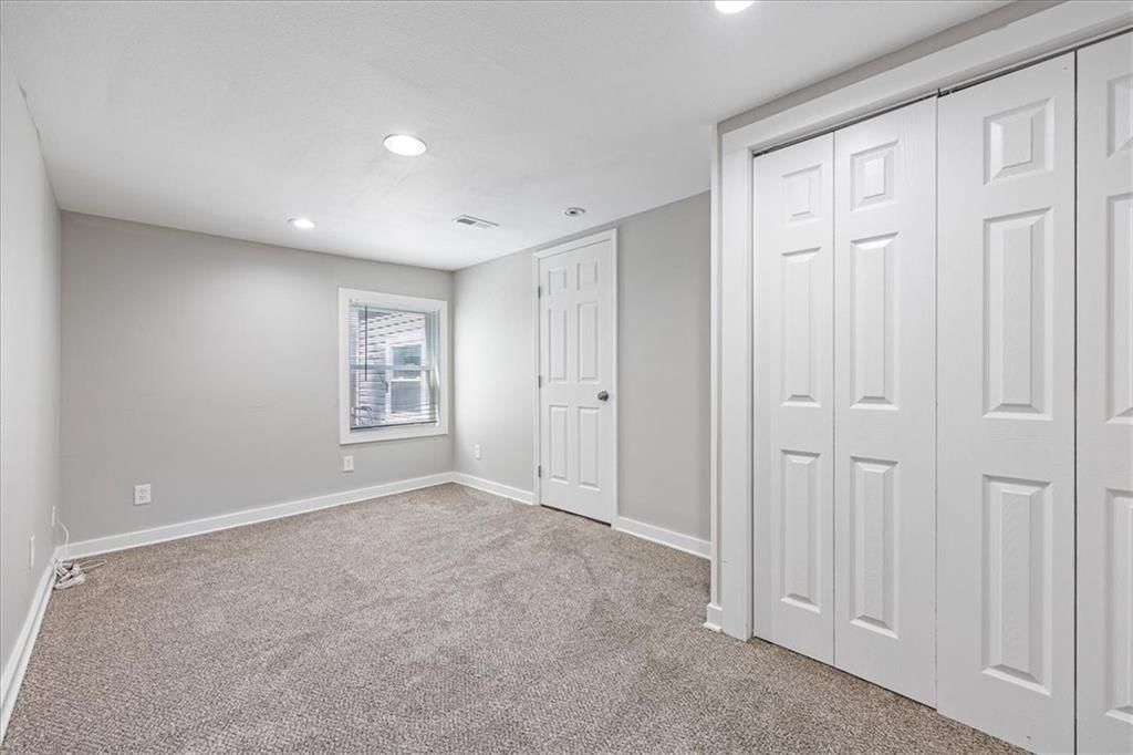 Photo 17 of 29 - 2409 N 10th Street, Kansas City, KS 66104
