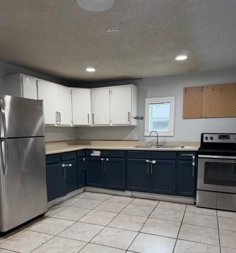 2512 Everett Avenue — photo 12