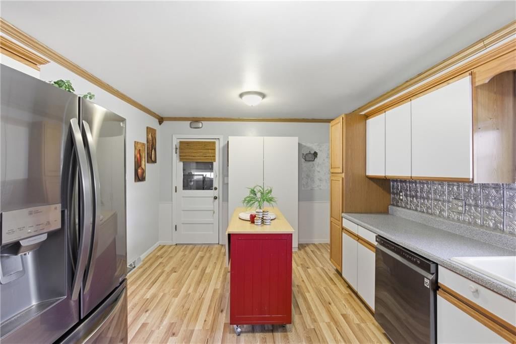 12105 E 41st Street — photo 13