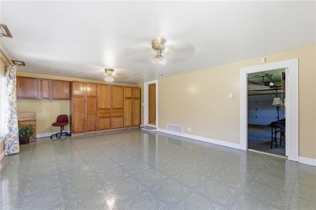 12105 E 41st Street — photo 24
