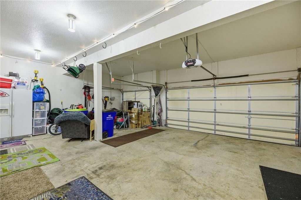 500 E Cheyenne Street — photo 40