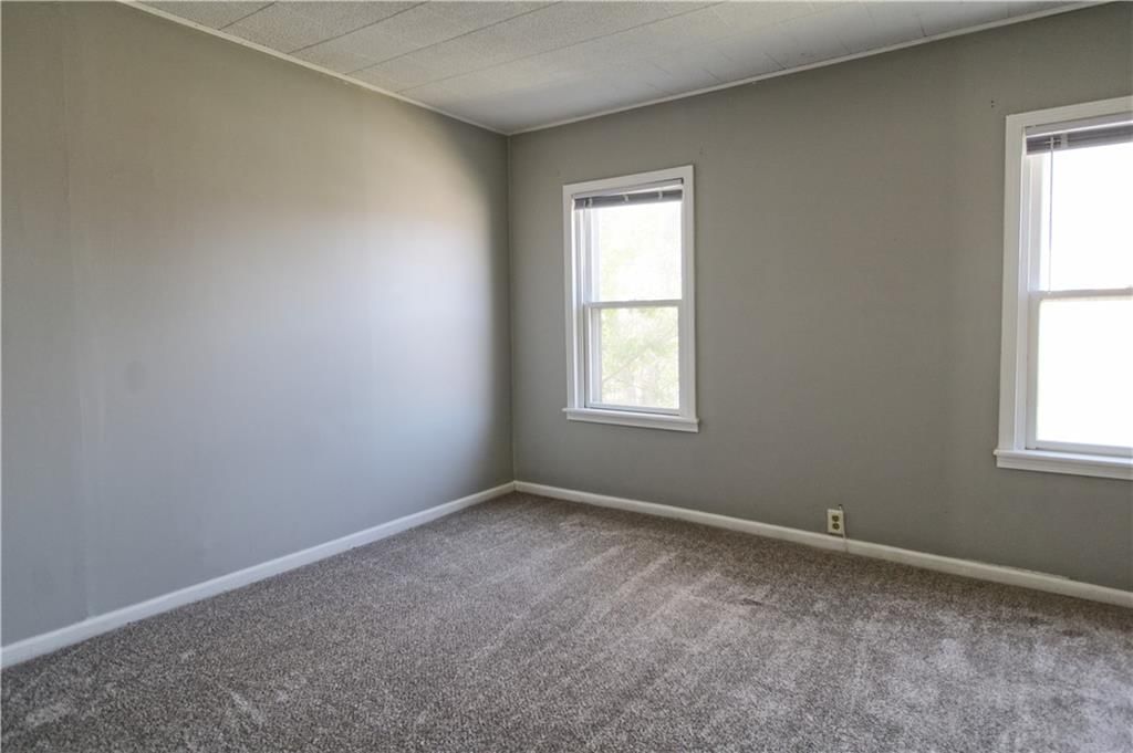 1024 Lincoln Street — photo 2