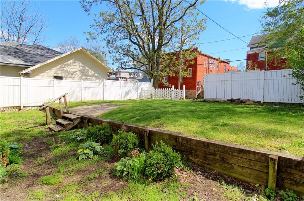 1024 Lincoln Street — photo 19