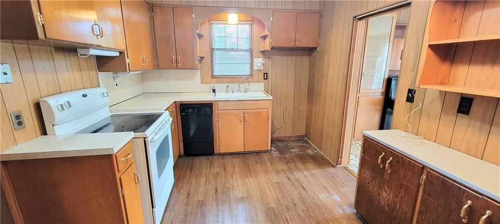 514 E Neosho Street — photo 13